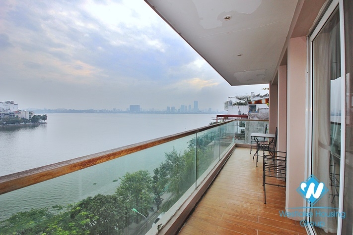 Modern serviced apartment with lake view for rent in Quang An Street, Tay Ho, Ha Noi 